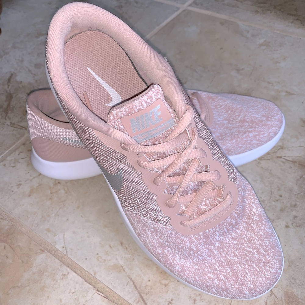 Nike Sneakers 👟